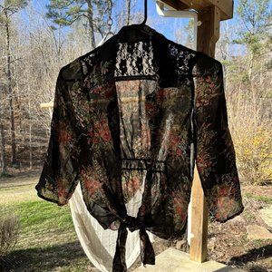 Wet Seal Women's Size M Sheer quarter length sleeve-Neck Black Floral Blouse